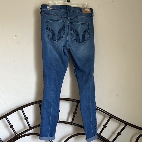 7S Hollister super skinny, high rise jeans - Picture 2 of 3